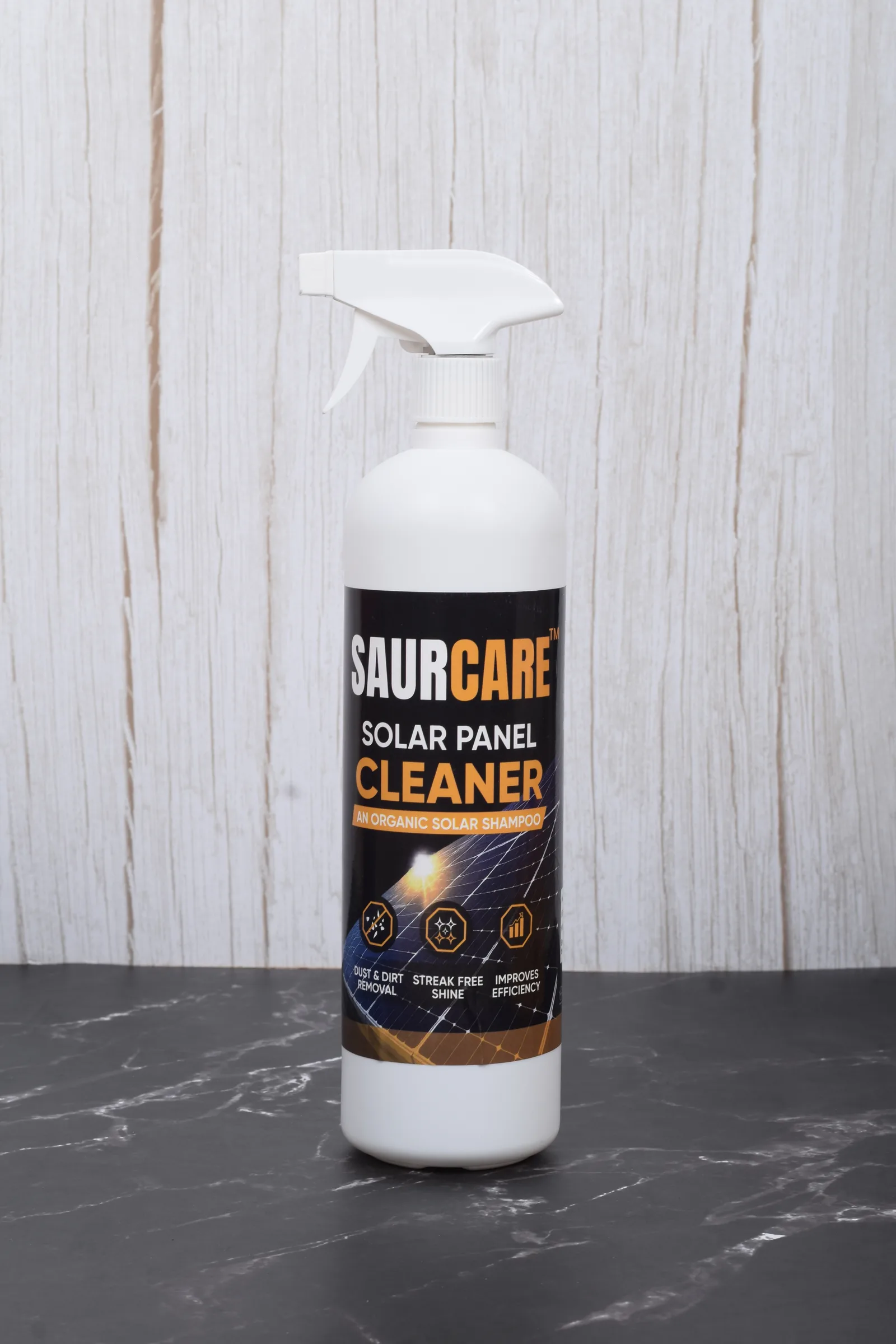 Saurcare Solar Panel Cleaner 1 L bottle, front label